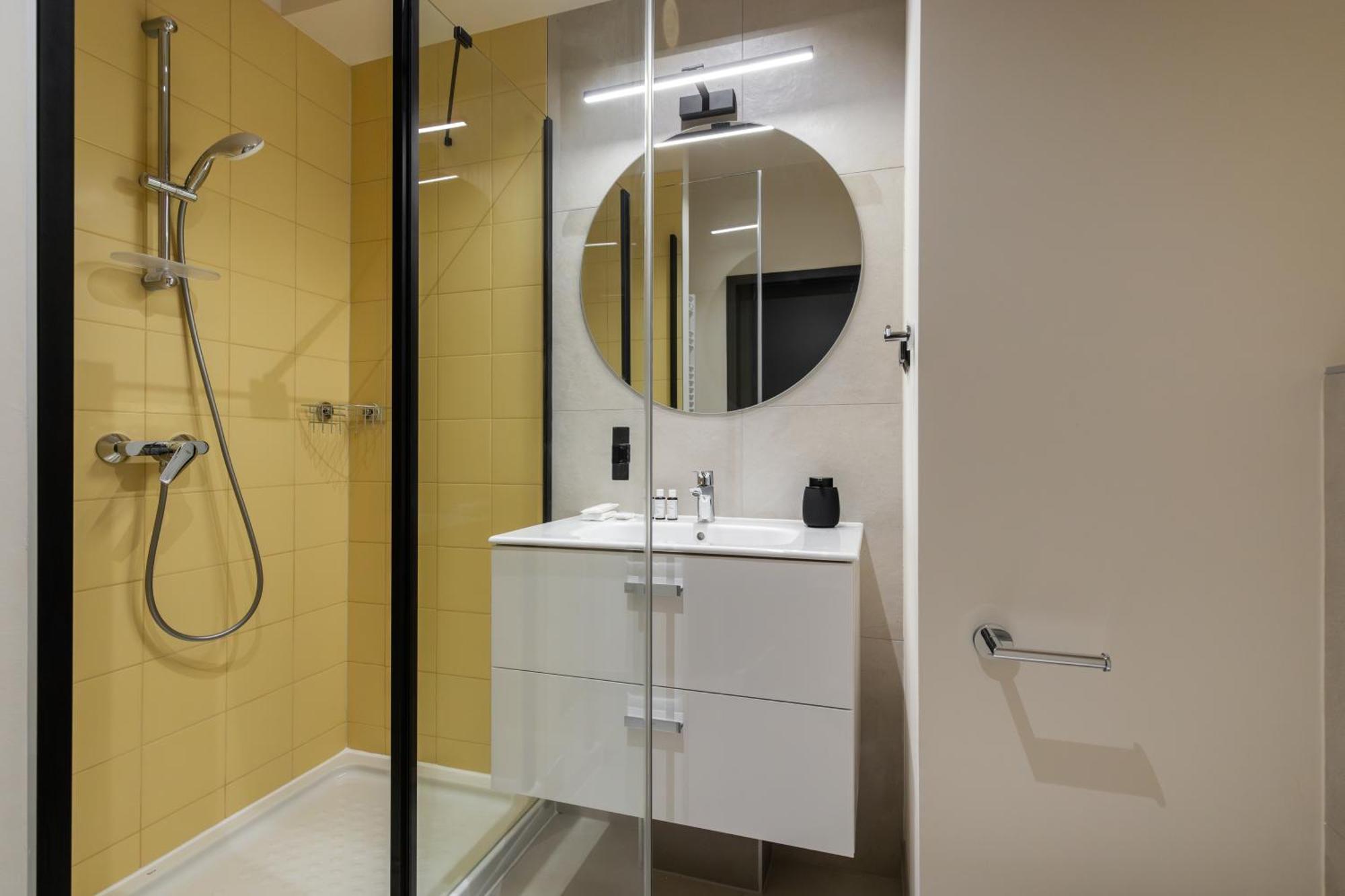 Nextdoor Apartments Krakow Luaran gambar