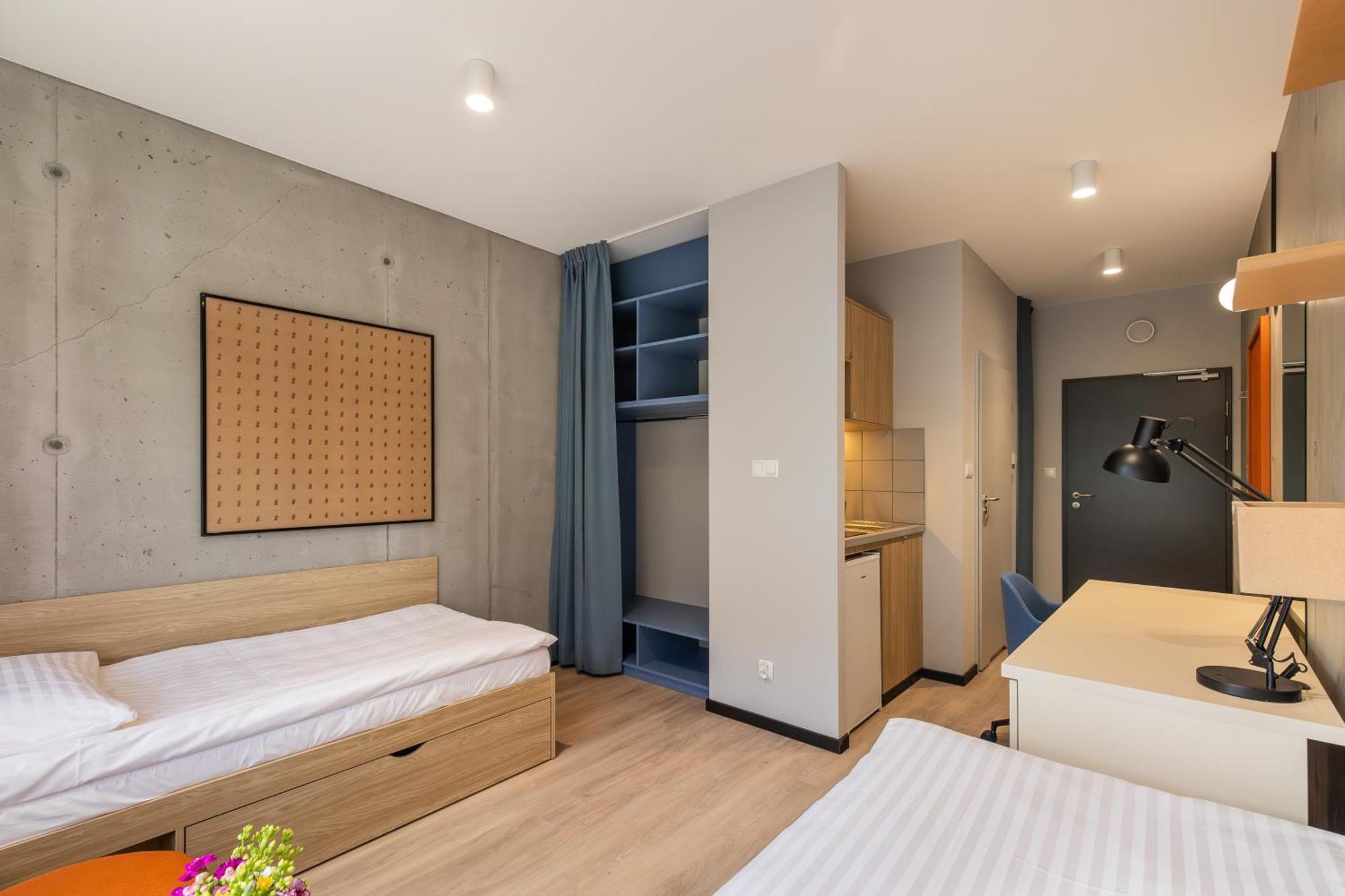 Nextdoor Apartments Krakow Luaran gambar